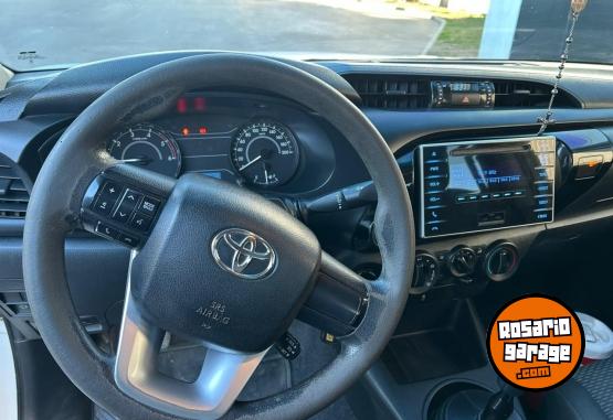 Camionetas - Toyota Hilux 2019 Diesel 218000Km - En Venta