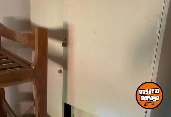 Hogar - Ropero de madera - En Venta