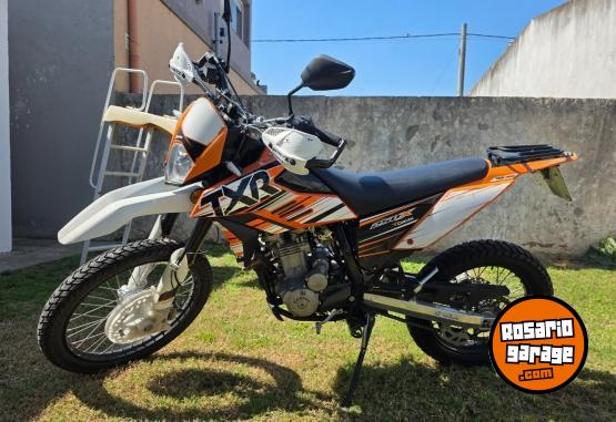 Motos - Corven Txr 250x 2020 Nafta 7500Km - En Venta