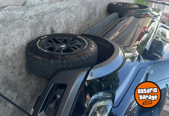 Camionetas - Ford Ranger raptor 2020 Diesel 125000Km - En Venta