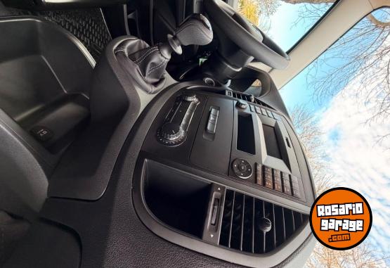 Camionetas - Mercedes Benz Vito Furg�n Mixto. 2019 Diesel 130Km - En Venta