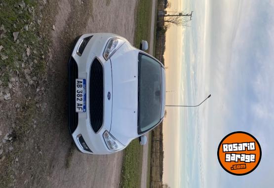 Autos - Ford Focus III 2017 Nafta 115000Km - En Venta