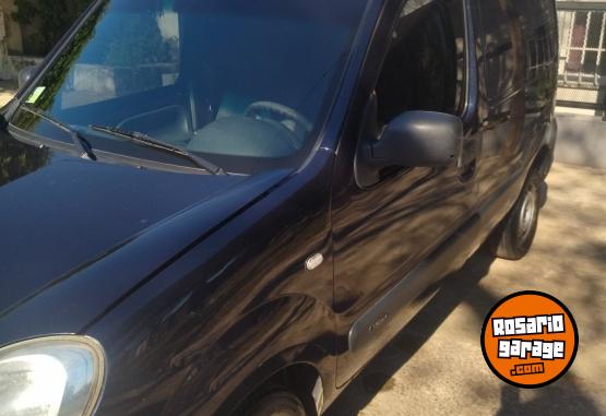 Utilitarios - Renault Kangoo 2014 Nafta 140000Km - En Venta