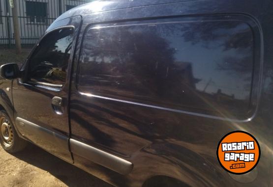 Utilitarios - Renault Kangoo 2014 Nafta 140000Km - En Venta