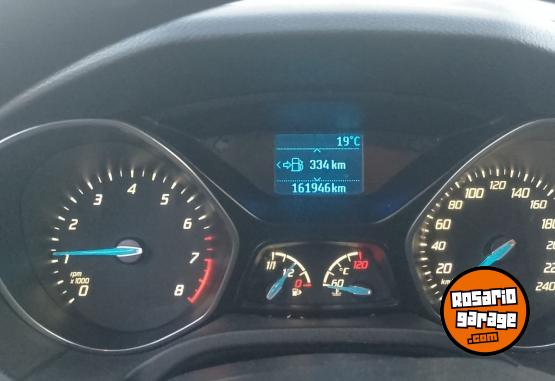 Autos - Ford 5 puertas 2015 Nafta 162000Km - En Venta