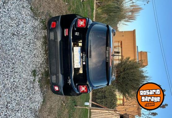 Camionetas - Chrysler Jeep Renegade 2016 Nafta 173000Km - En Venta
