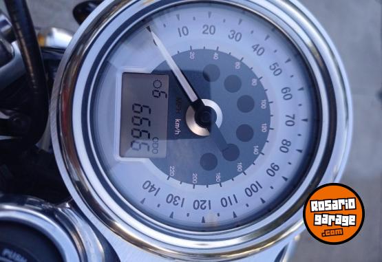 Motos - Triumph Thrutxon 1200R 2019 Nafta 6000Km - En Venta
