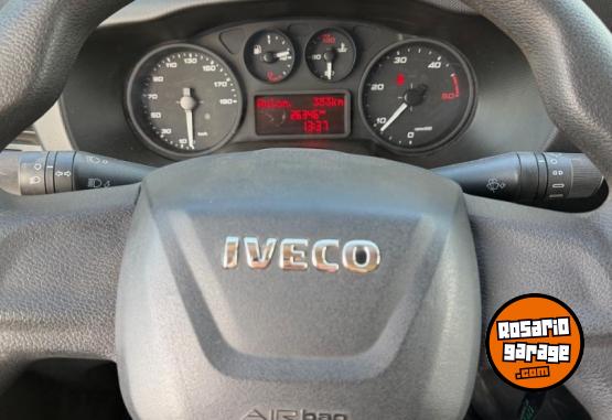 Utilitarios - Iveco DAILY 30-130 2024 Diesel 25000Km - En Venta