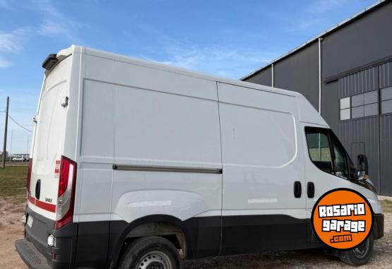 Utilitarios - Iveco DAILY 30-130 2024 Diesel 25000Km - En Venta
