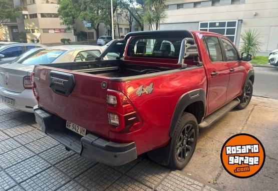 Camionetas - Toyota TOYOTA 2023 HILUX 2.8 DC 2023 Nafta 95000Km - En Venta