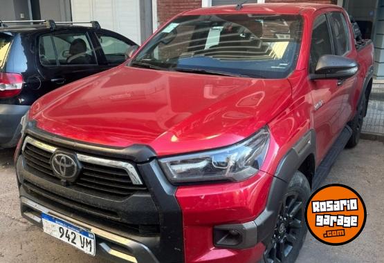 Camionetas - Toyota TOYOTA 2023 HILUX 2.8 DC 2023 Nafta 95000Km - En Venta