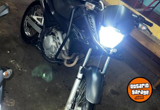 Motos - Honda Nx 400 2014 Nafta 31000Km - En Venta