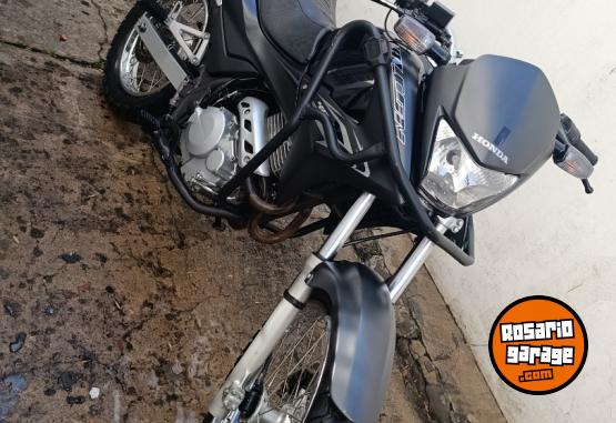 Motos - Honda Nx 400 2014 Nafta 31000Km - En Venta