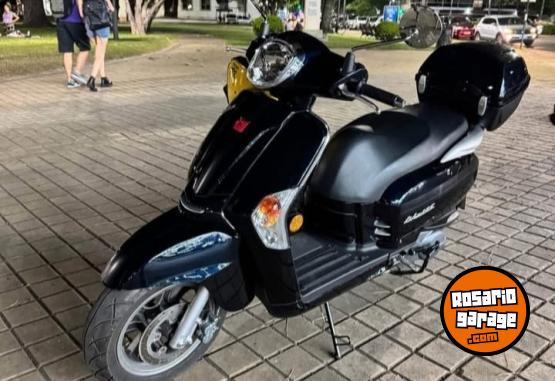 Motos - Kymco Like 125 2023 Nafta 3700Km - En Venta