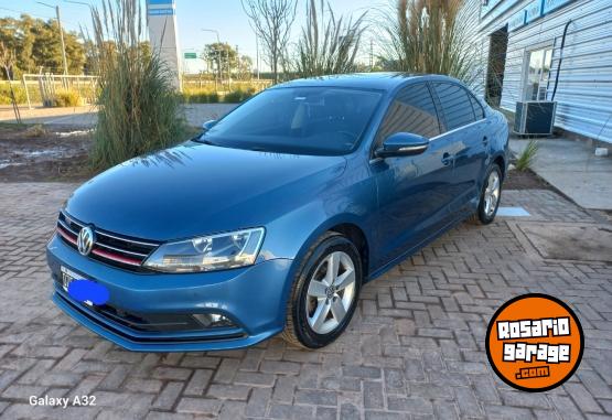 Autos - Volkswagen Vento 2015 Nafta 140000Km - En Venta