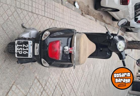 Motos - Vespa Lx 150 2012 Nafta 17500Km - En Venta