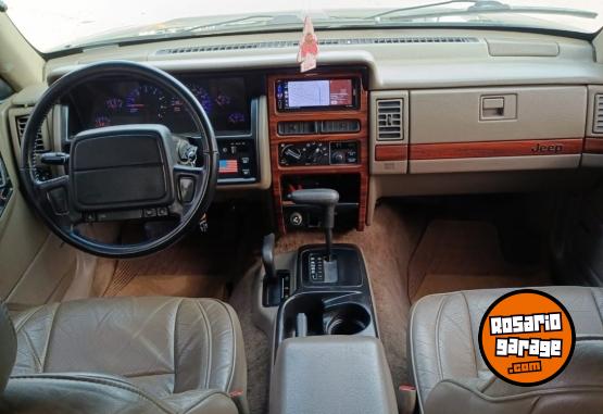 Camionetas - Jeep Grand Cherokee 1993 Nafta 180000Km - En Venta