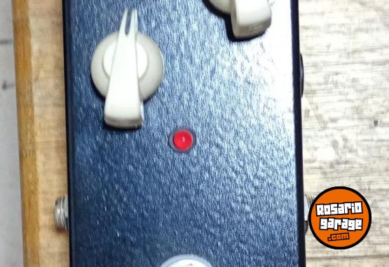 Instrumentos Musicales - Vendo todo! Guitarra + pedales + estuche rigido (leer descripción) - En Venta