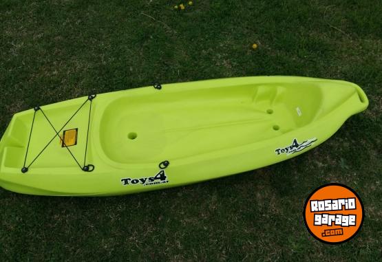 Embarcaciones - KAYAK ROTOMOLDEADO INFANTIL - En Venta