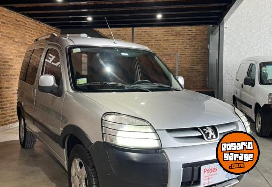 Utilitarios - Peugeot Partner 2015 Diesel 1111Km - En Venta