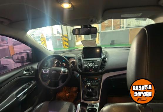 Autos - Ford KUGA SELMT6 ECOBOOST 2014 Nafta 168950Km - En Venta