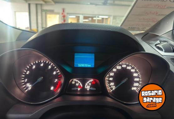 Autos - Ford KUGA SELMT6 ECOBOOST 2014 Nafta 168950Km - En Venta