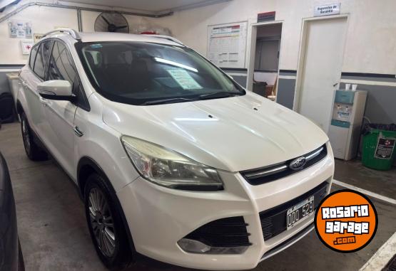 Autos - Ford KUGA SELMT6 ECOBOOST 2014 Nafta 168950Km - En Venta