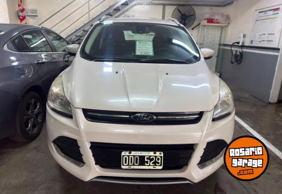 Autos - Ford KUGA SELMT6 ECOBOOST 2014 Nafta 168950Km - En Venta