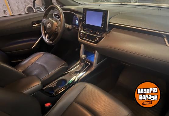 Autos - Toyota Corolla Cross Seg 2021 Nafta 44000Km - En Venta