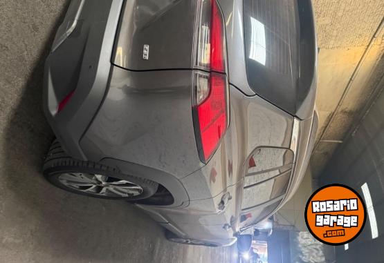 Autos - Toyota Corolla Cross Seg 2021 Nafta 44000Km - En Venta