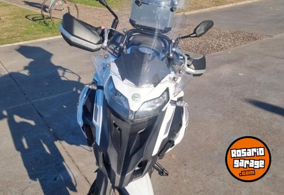 Motos - Benelli TRK 502 X 2020 Nafta 24500Km - En Venta