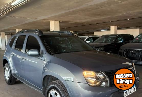 Autos - Renault DUSTER DYNAMIQUE 2017 Nafta 172000Km - En Venta