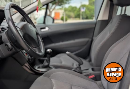 Autos - Peugeot 308 2015 Nafta 113000Km - En Venta