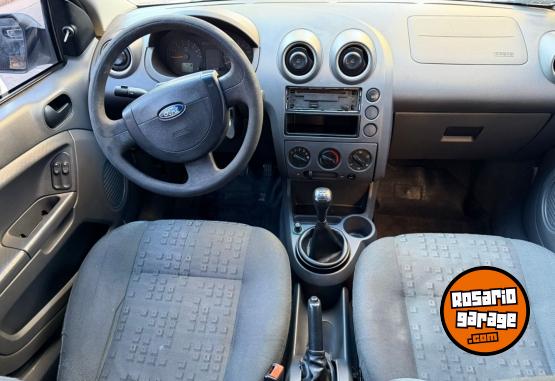 Autos - Ford Fiesta 2003 Nafta  - En Venta