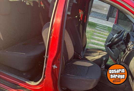 Utilitarios - Renault Kangoo 1.6 Sce Stepway L1 2022 Nafta 80000Km - En Venta