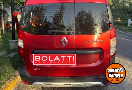 Utilitarios - Renault Kangoo 1.6 Sce Stepway L1 2022 Nafta 80000Km - En Venta