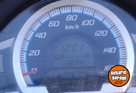 Motos - Honda Pcx 150 cc 2017 Nafta 13800Km - En Venta