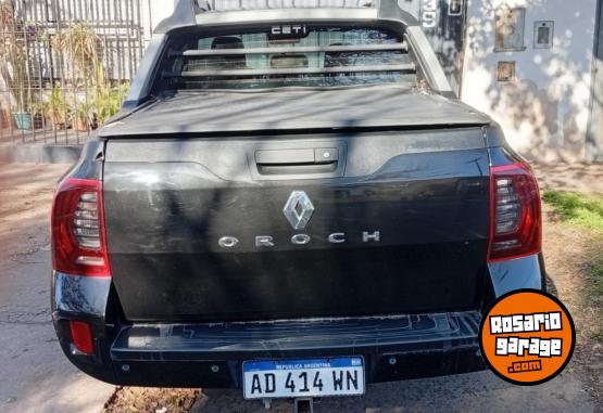 Camionetas - Renault Duster Oroch 2019 GNC 95000Km - En Venta