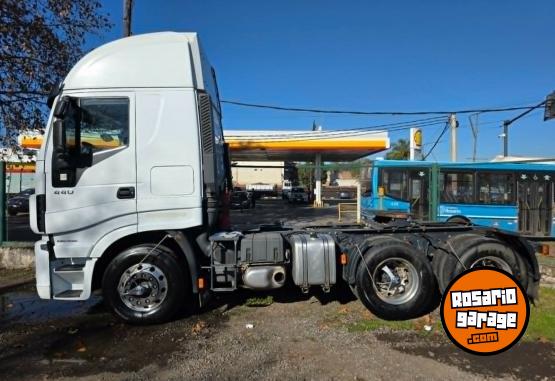 Camiones y Gr�as - VENDO IVECO HI-WAY 440 - En Venta