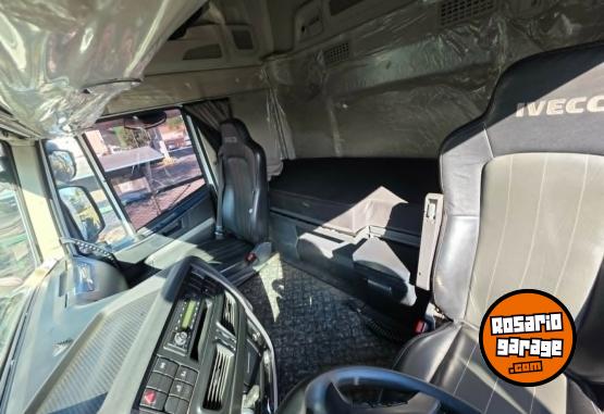 Camiones y Gr�as - VENDO IVECO HI-WAY 440 - En Venta