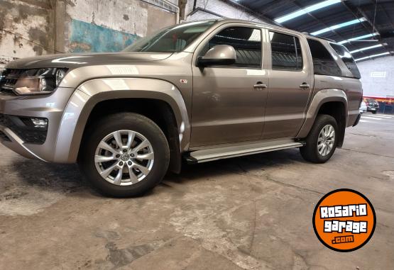 Camionetas - Volkswagen Amarok Confortline 2023 Diesel 26000Km - En Venta