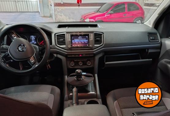 Camionetas - Volkswagen Amarok Confortline 2023 Diesel 26000Km - En Venta