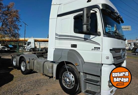 Camiones y Gr�as - VENDO MERCEDES-BENZ AXOR 2541 - En Venta