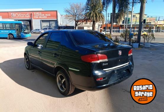 Autos - Fiat Siena ex 2010 GNC 100000Km - En Venta