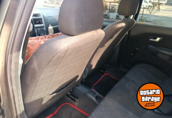 Autos - Fiat Siena ex 2010 GNC 100000Km - En Venta
