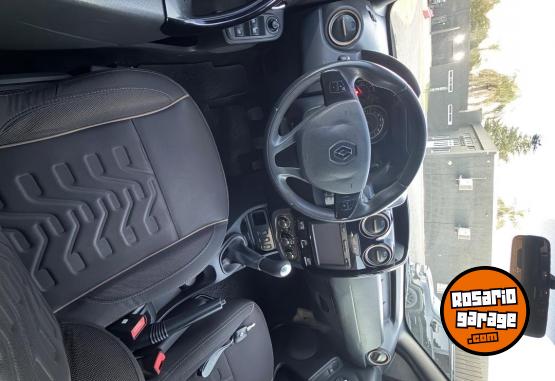 Autos - Renault Duster 2017 Nafta 105000Km - En Venta