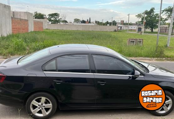 Autos - Volkswagen Vento 2016 Nafta 140000Km - En Venta