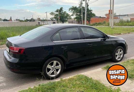 Autos - Volkswagen Vento 2016 Nafta 140000Km - En Venta
