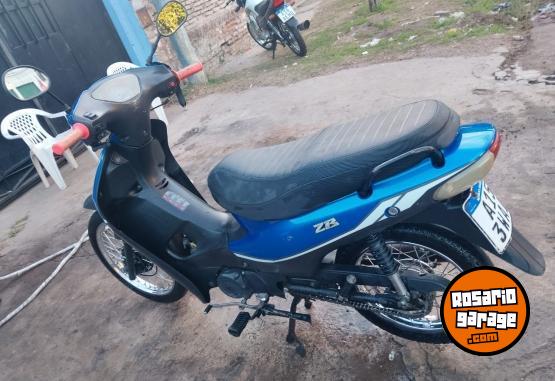 Motos - Zanella ZB 110 2022 Nafta 8433Km - En Venta