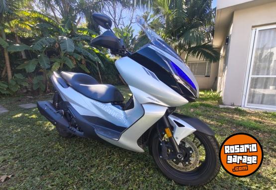 Motos - Zontes ZT350E SCOOTER 2025 Nafta 4500Km - En Venta